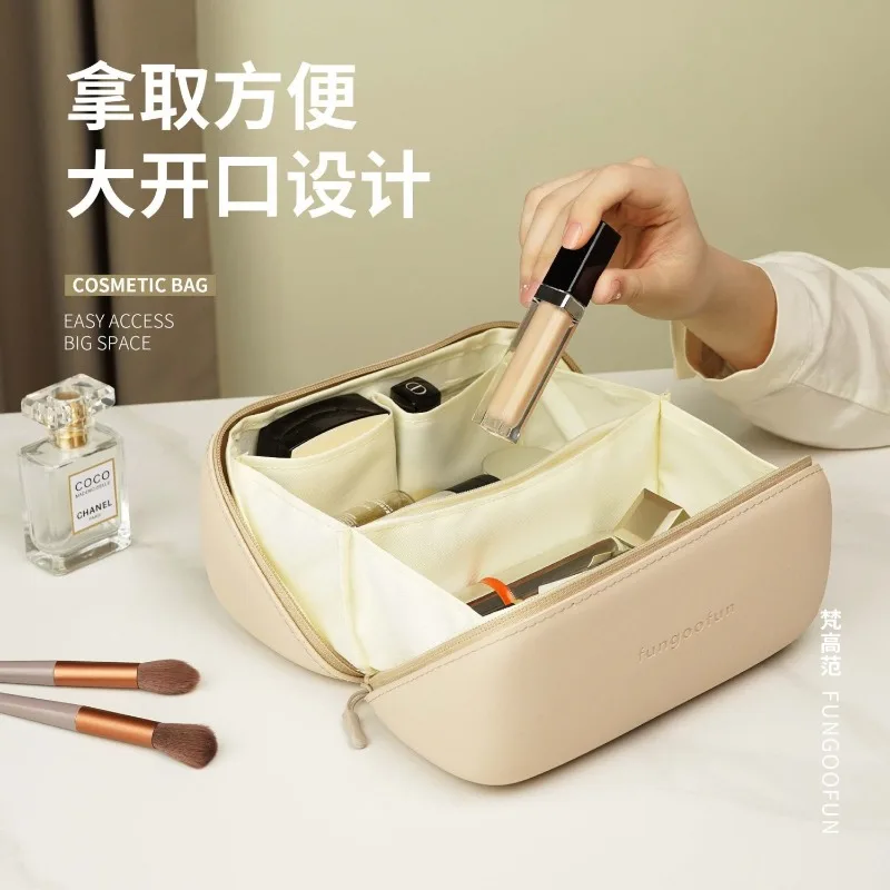 Portable Van Gogh Makeup Storage Bag - Large Capacity Travel Pouch with Wide Opening
Portable Van Gogh Makeup Storage Bag - Large Capacity Travel Pouch with Wide Opening
