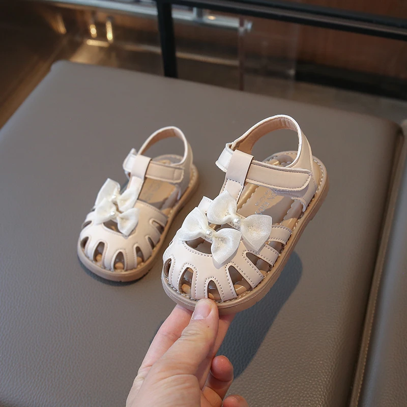 Toddlers Girl Sandals Summer Sweet Bowknot Children Fashion Causal Shoes Princess Versatile Wedding Party Kids Flat Sandals New
Toddlers Girl Sandals Summer Sweet Bowknot Children Fashion Causal Shoes Princess Versatile Wedding Party Kids Flat Sandals New