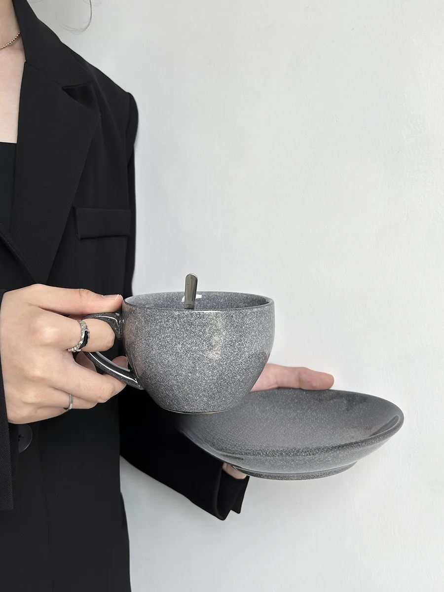 Japanese Style Large Capacity Coffee Cup Dish Set Semi Orange Vintage Texture Ceramic Mug Cup for Office And Home
Japanese Style Large Capacity Coffee Cup Dish Set Semi Orange Vintage Texture Ceramic Mug Cup for Office And Home