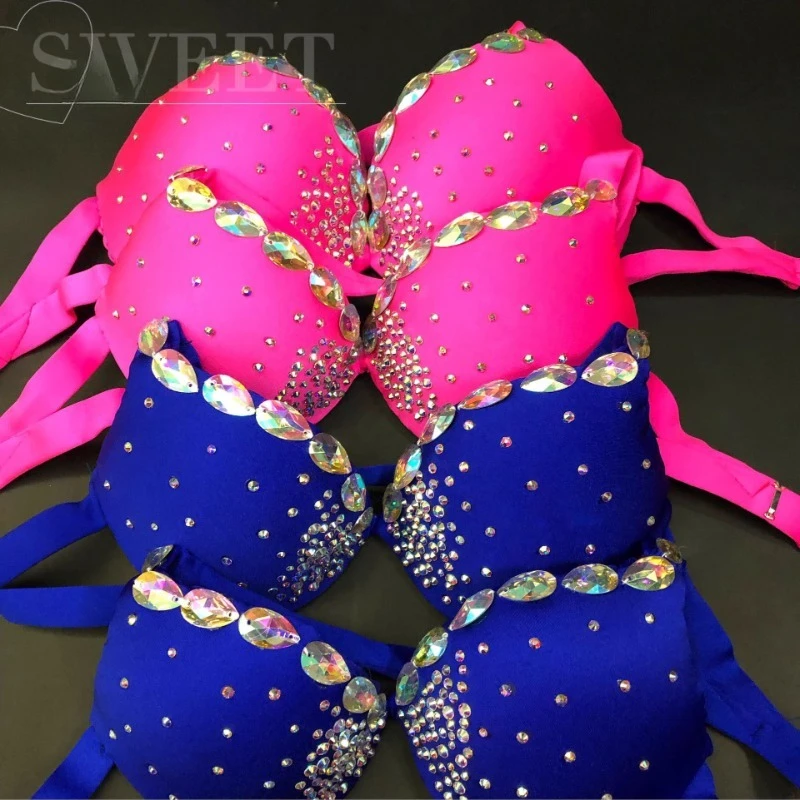 Customized DIY Belly Dance Bra Performance Costume Simple Sparkling Hot Stamping Decoration Code Color Full Gathering Cup Shape
Customized DIY Belly Dance Bra Performance Costume Simple Sparkling Hot Stamping Decoration Code Color Full Gathering Cup Shape