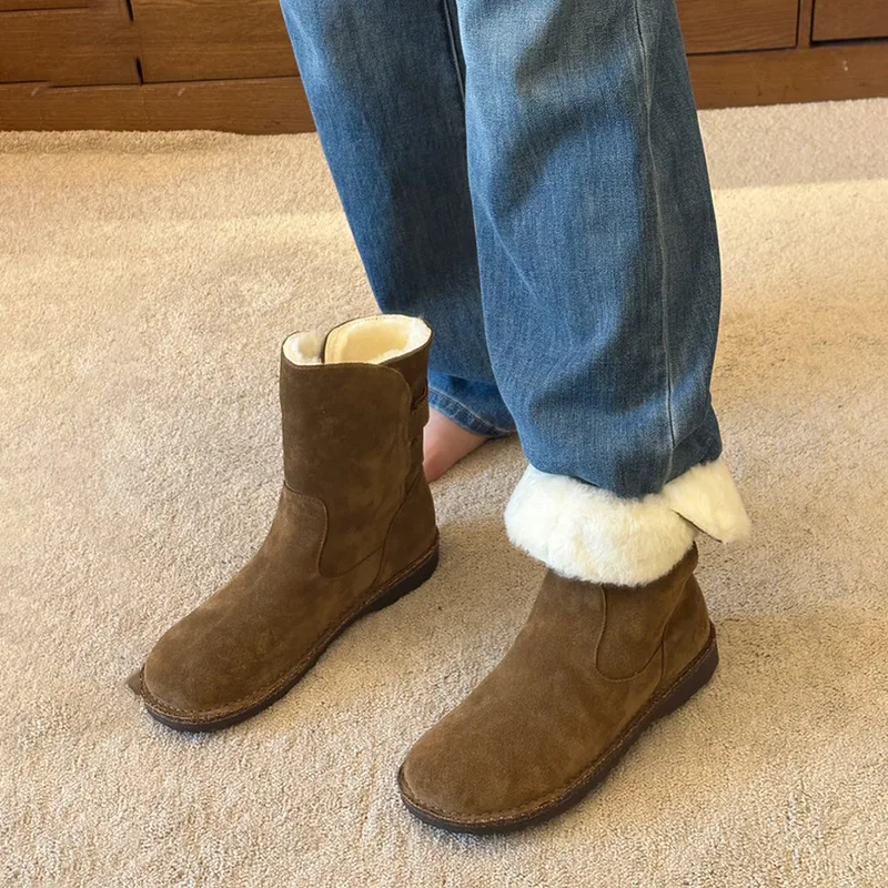 Boken Snow Boots Women's Short Boots 2025 New Fashionable Warm and Thick Cotton Shoes with Velvet for Women's Boots
Boken Snow Boots Women's Short Boots 2025 New Fashionable Warm and Thick Cotton Shoes with Velvet for Women's Boots