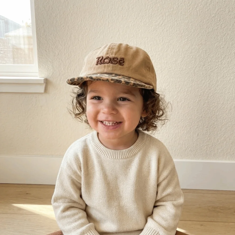 Fashion Embroidered Baby Baseball Cap Letters Leopard Print Toddler Hat Soft Visor Korean Style Soft Visor Cap Girls
Fashion Embroidered Baby Baseball Cap Letters Leopard Print Toddler Hat Soft Visor Korean Style Soft Visor Cap Girls
