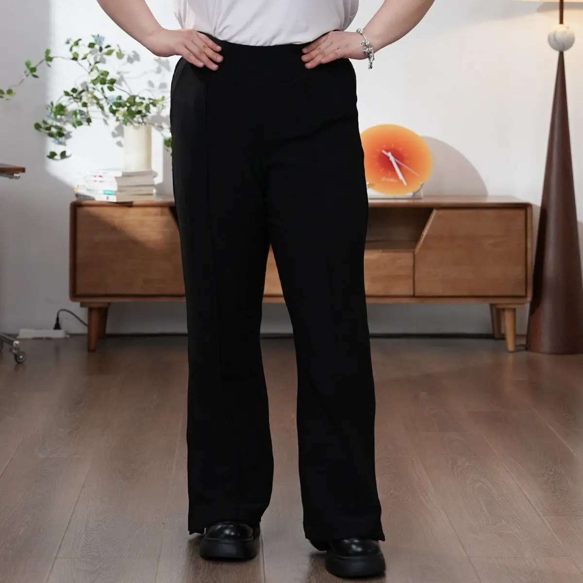 Slimming Side Slit Wide Leg Pants Flared Trousers Casual Straight Cut Polyester Fiber Elastic Waist Natural Waist Trousers
Slimming Side Slit Wide Leg Pants Flared Trousers Casual Straight Cut Polyester Fiber Elastic Waist Natural Waist Trousers