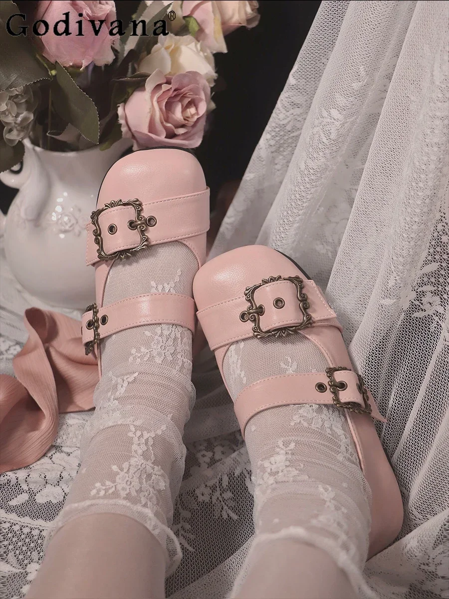 Fashion Retro High-End Mary Jane Shoes Spring and Autumn Sweet Cute Elegant Solid Color Round Head Women High-Heeled Shoes
Fashion Retro High-End Mary Jane Shoes Spring and Autumn Sweet Cute Elegant Solid Color Round Head Women High-Heeled Shoes