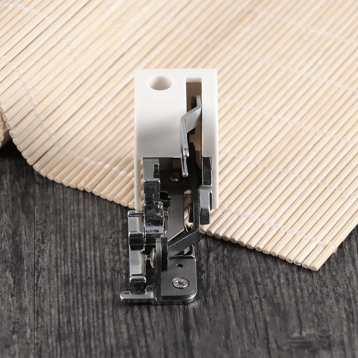 Multifunctional Sewing Machine Presser Foot Side Cutter For Low Shank Machines Fits Brother Singer
Multifunctional Sewing Machine Presser Foot Side Cutter For Low Shank Machines Fits Brother Singer