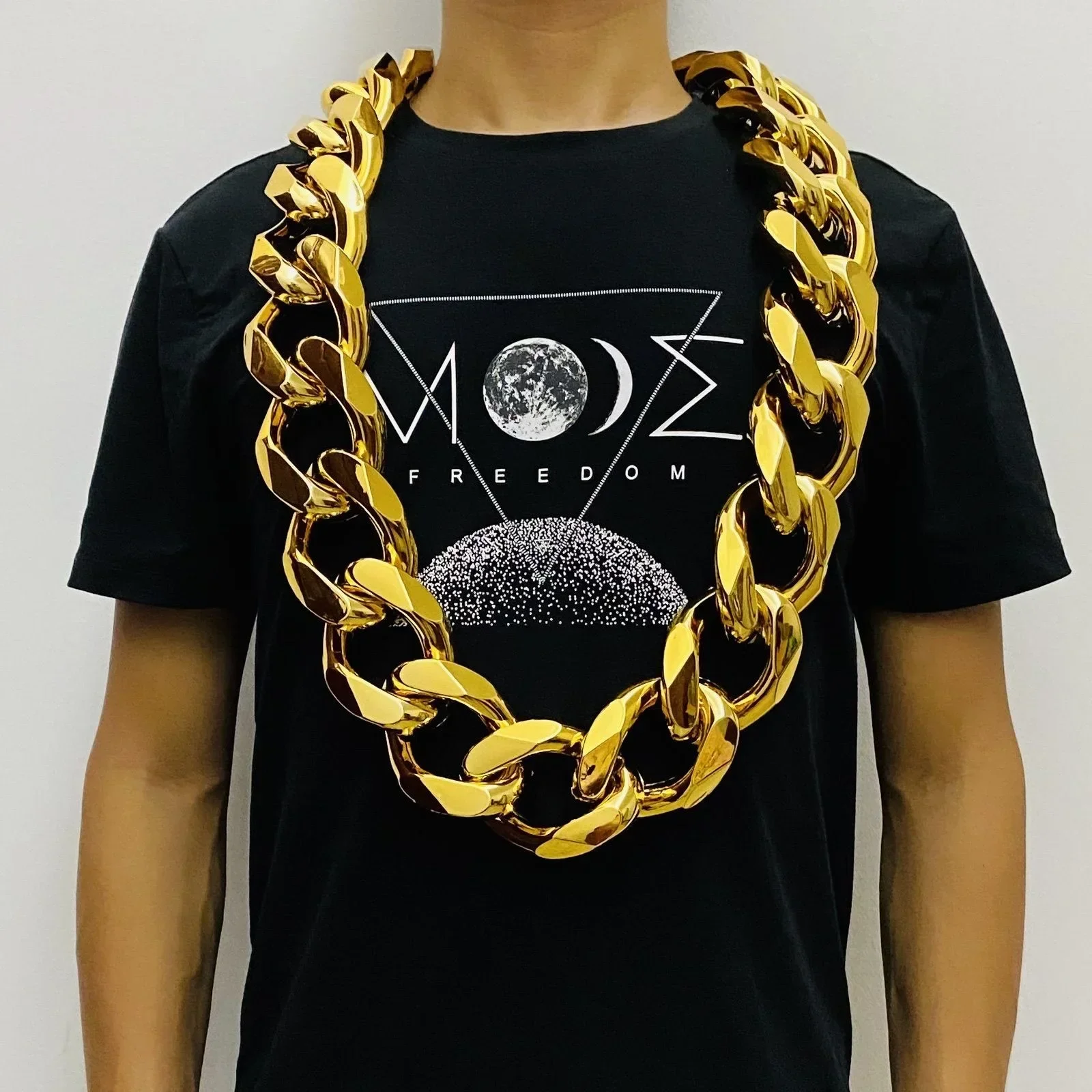 NEW Hip Hop Thick Large Gold Chain New Acrylic Necklace Bulky Men Women Jewelry Gifts Plastic Diy Jewelry Making Accessories
NEW Hip Hop Thick Large Gold Chain New Acrylic Necklace Bulky Men Women Jewelry Gifts Plastic Diy Jewelry Making Accessories