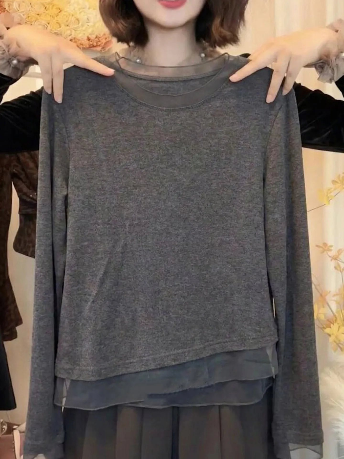 Spring 2026 Grey Long Sleeve round Neck Base Shirt Stylish Simple Layered Inner Wear Korean Style Women's T-shirt Standard Fit
Spring 2026 Grey Long Sleeve round Neck Base Shirt Stylish Simple Layered Inner Wear Korean Style Women's T-shirt Standard Fit