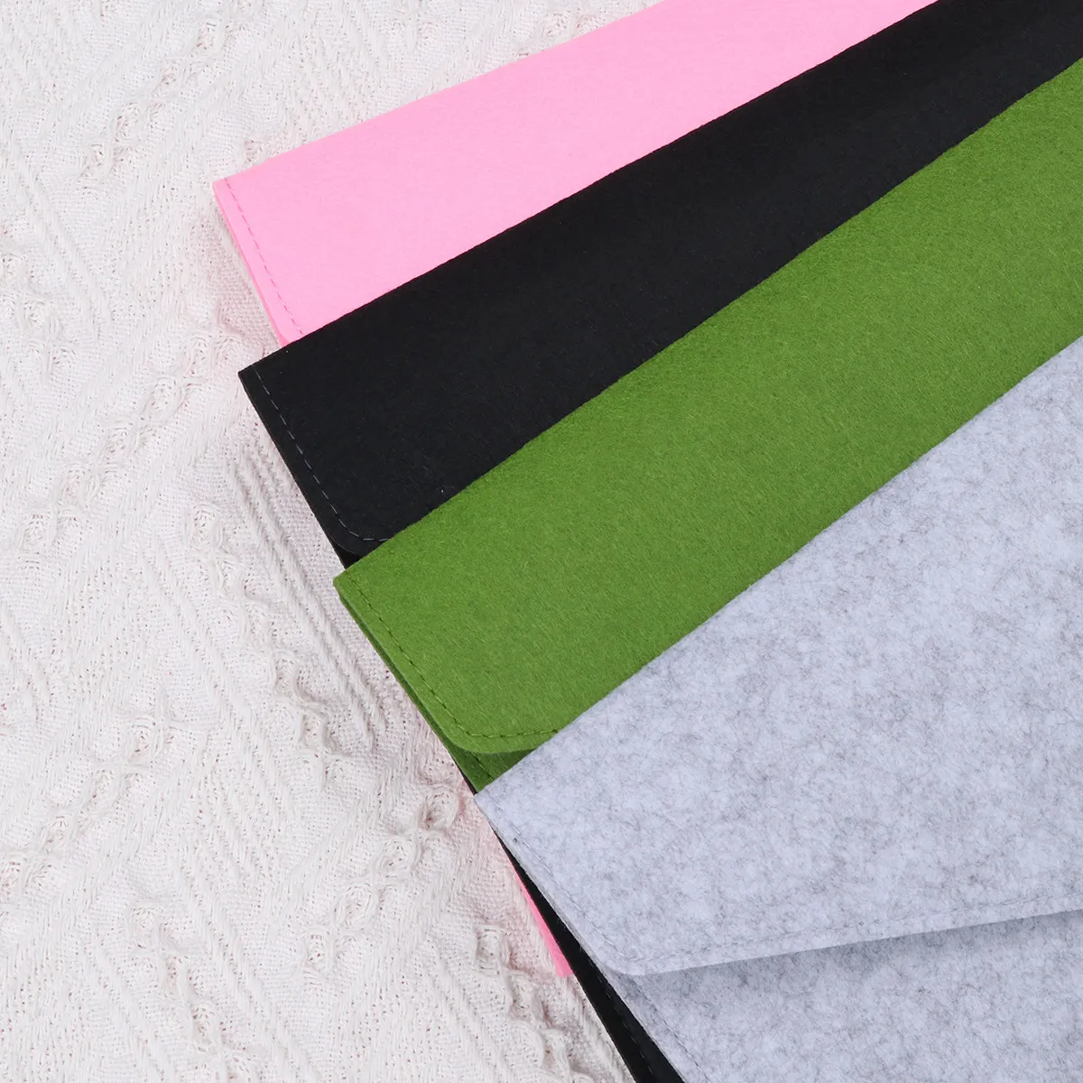 4Pcs A4 File Folders Eco-Friendly Felt Document Organizer Anti-Tear Wear-Resistant Portable Storage for Office School Business
4Pcs A4 File Folders Eco-Friendly Felt Document Organizer Anti-Tear Wear-Resistant Portable Storage for Office School Business