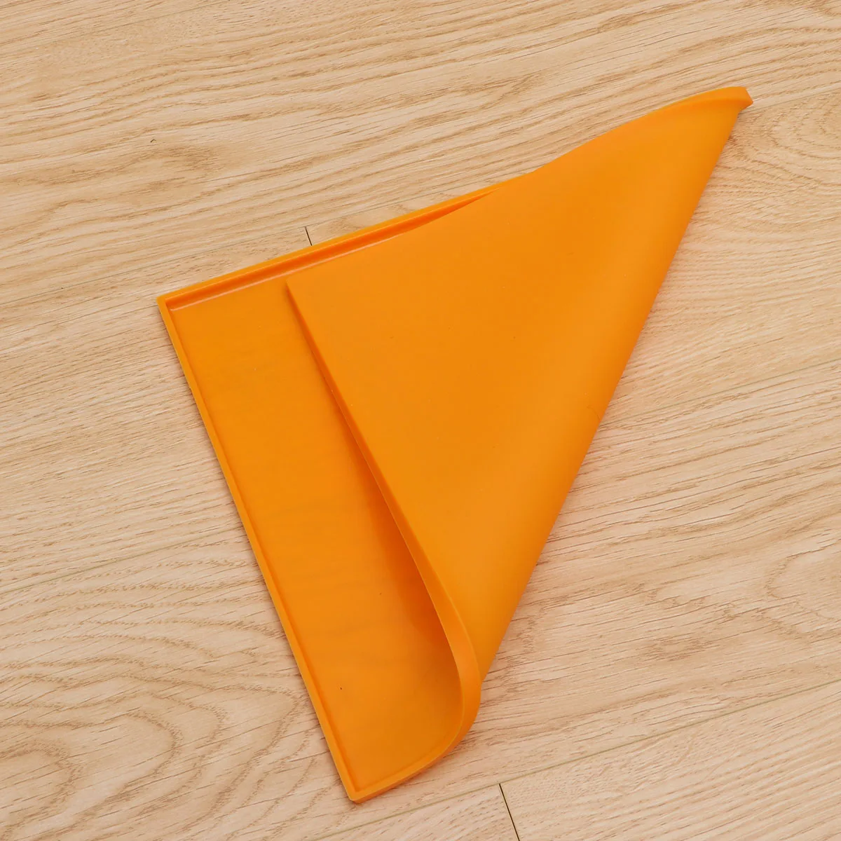 Pet Feeding Mat Waterproof Silicone Dog Cat Bowl Placemat Easy Clean Mats for Food Non Slip Pet Toy Accessories
Pet Feeding Mat Waterproof Silicone Dog Cat Bowl Placemat Easy Clean Mats for Food Non Slip Pet Toy Accessories