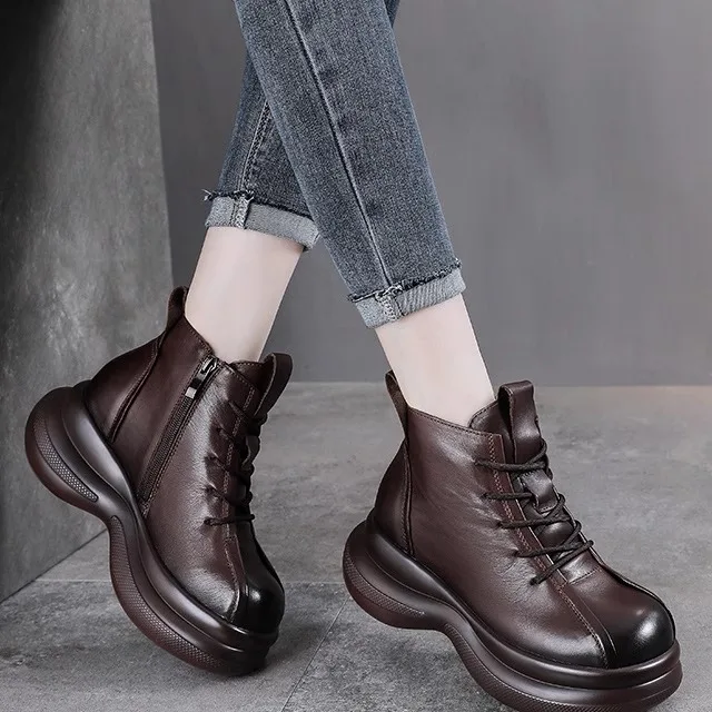 Vintage Boots Women's Thick Bottom Short Boots Top Layer Cowhide Genuine Leather Retro Boots High Tube Winter Boots
Vintage Boots Women's Thick Bottom Short Boots Top Layer Cowhide Genuine Leather Retro Boots High Tube Winter Boots