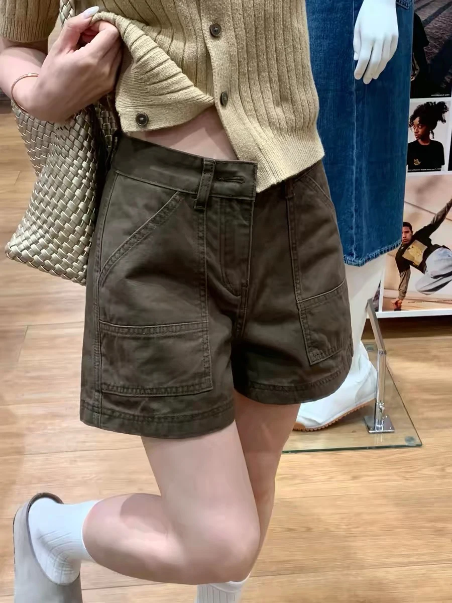 High Waist Loose Fit Denim Shorts Women's Coffee Color Retro Style Five-Point Pants Summer New Arrival A-Line Workwear
High Waist Loose Fit Denim Shorts Women's Coffee Color Retro Style Five-Point Pants Summer New Arrival A-Line Workwear