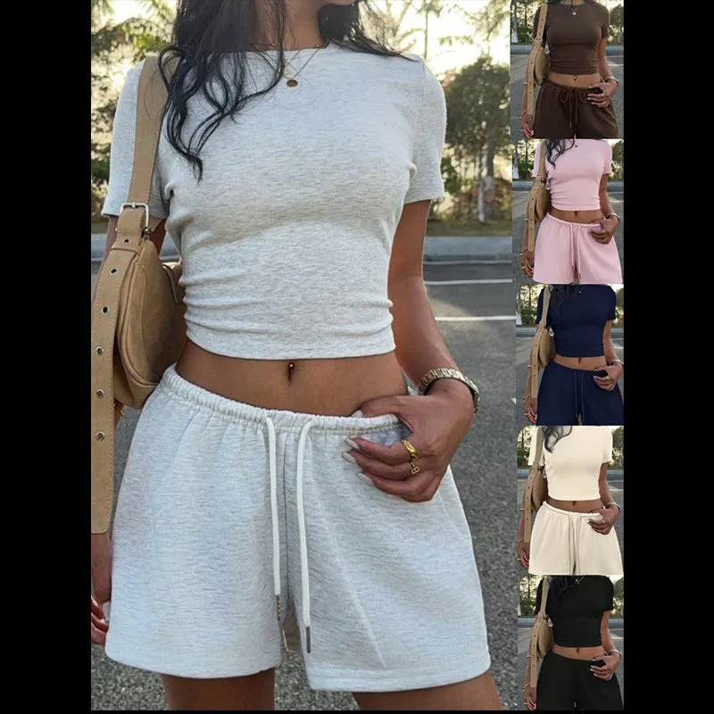 Women's 2-piece Set Shorts Summer Two Piece Set High Waist Short Pants Cropped Tee Bermuda Shorts Solid Color Casual Shorts
Women's 2-piece Set Shorts Summer Two Piece Set High Waist Short Pants Cropped Tee Bermuda Shorts Solid Color Casual Shorts