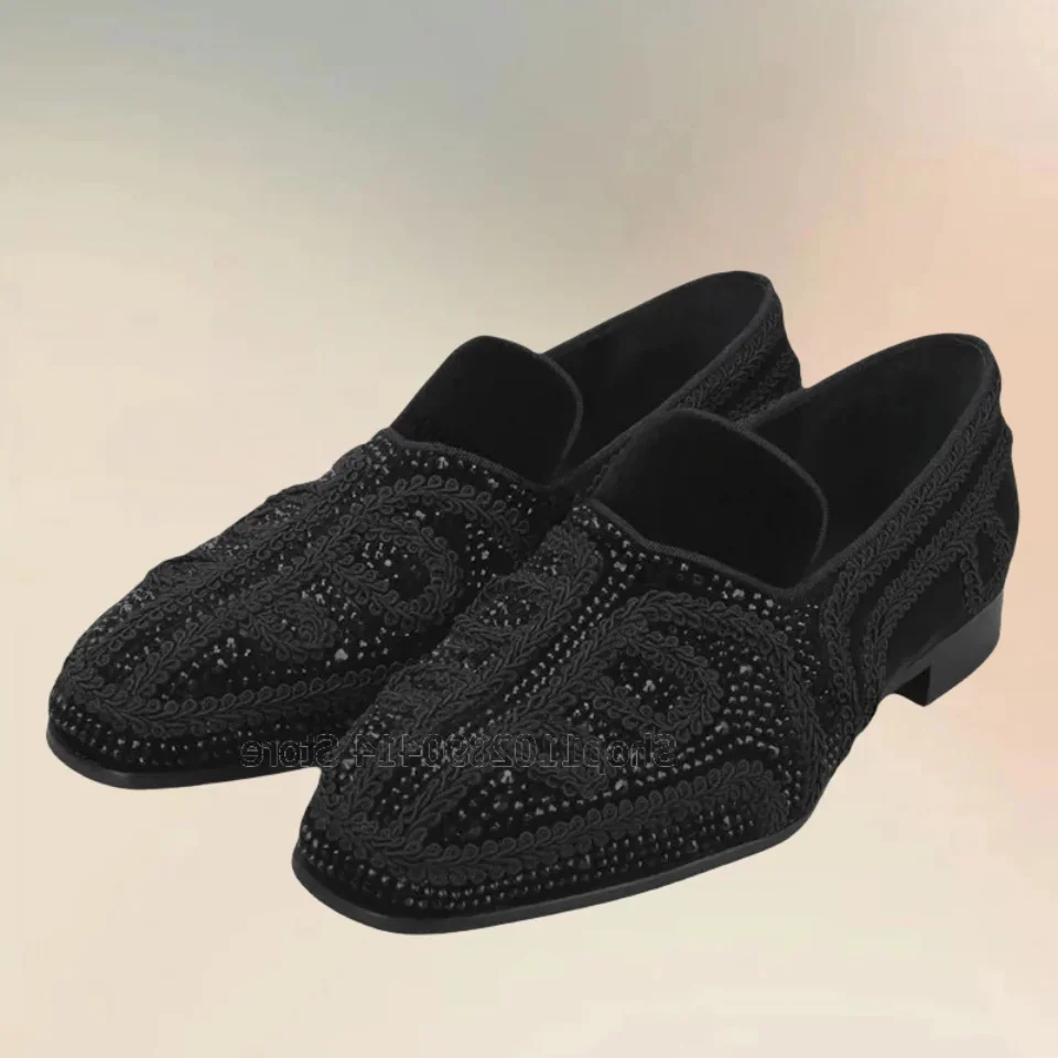 Black Rivets Floral Embroidery Square Toe Loafers Fashion Slip On Men Shoes Luxury Handmade Party Feast Banquet Men Casual Shoes
Black Rivets Floral Embroidery Square Toe Loafers Fashion Slip On Men Shoes Luxury Handmade Party Feast Banquet Men Casual Shoes