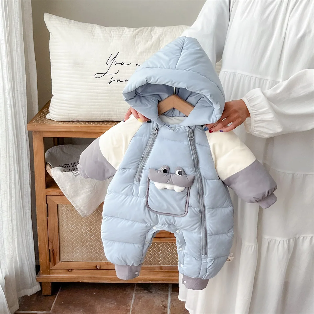 Детская одежда для ползания, женская детская хлопковая одежда, комбинезон на зиму 2024, теплая пушистая одежда для девочек, верхняя одежда, класс A
Детская одежда для ползания, женская детская хлопковая одежда, комбинезон на зиму 2024, теплая пушистая одежда для девочек, верхняя одежда, класс A