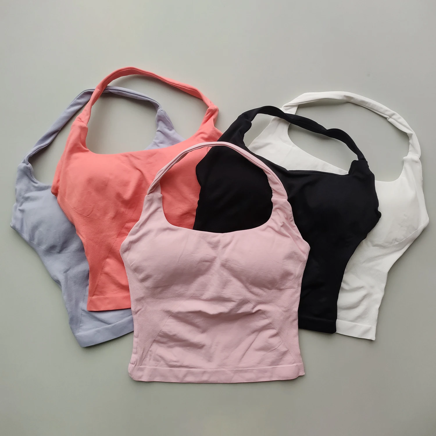 ASHLIMO Impact Halter Top Gym Tops Clothes Woman Backless Design Yoga Tank Tops Push-up Sports Bra Fitness Workout Activewear
ASHLIMO Impact Halter Top Gym Tops Clothes Woman Backless Design Yoga Tank Tops Push-up Sports Bra Fitness Workout Activewear