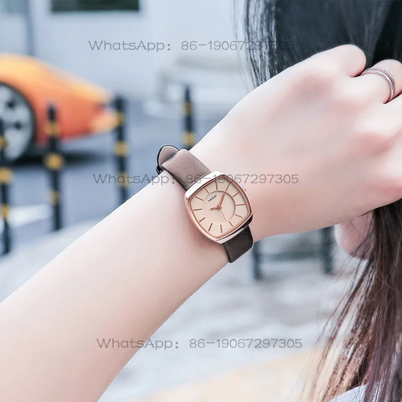 Customized trendy fashion simple women's watch retro small square watch belt light luxury niche high-end student watch
Customized trendy fashion simple women's watch retro small square watch belt light luxury niche high-end student watch