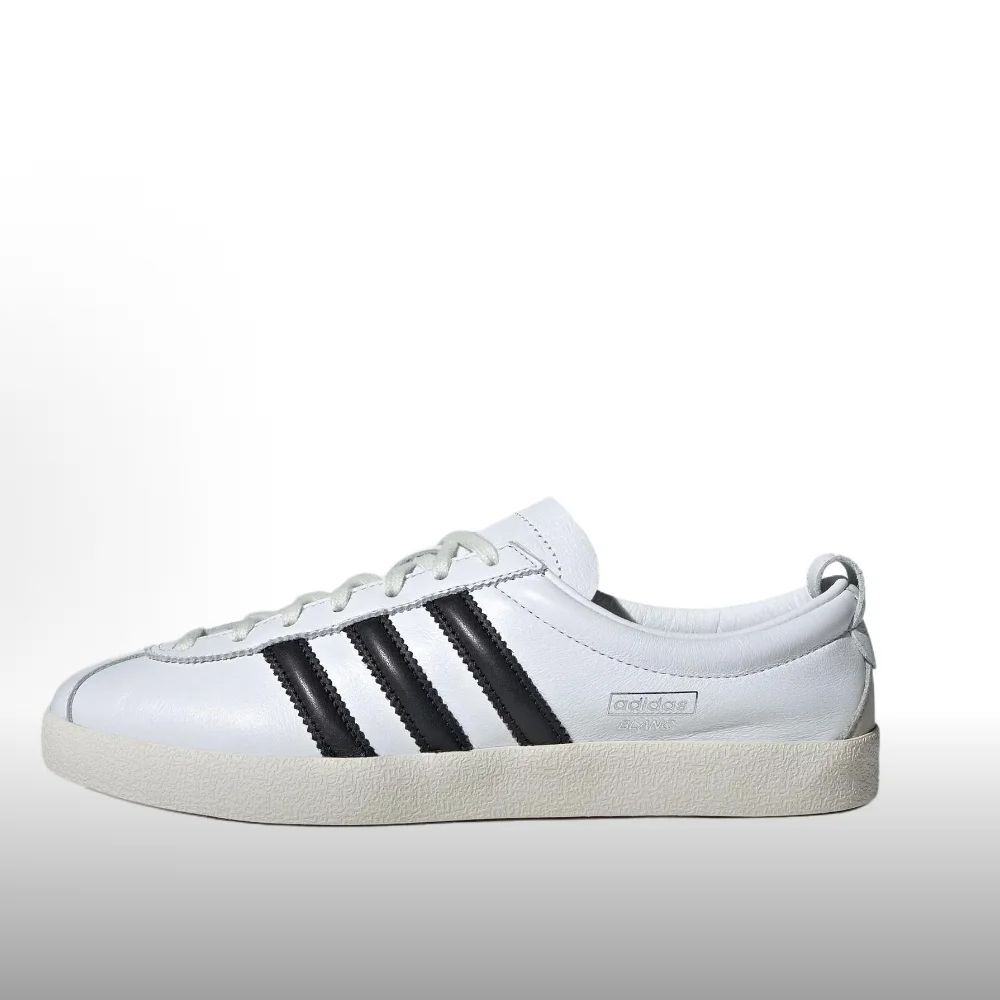 adidas Originals BLANC Comfortable and Versatile Low-Top Sneakers for Women - White/Black JI2507
adidas Originals BLANC Comfortable and Versatile Low-Top Sneakers for Women - White/Black JI2507