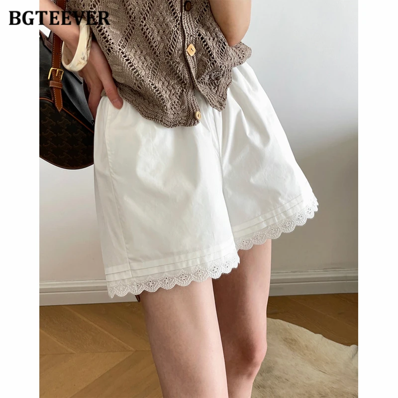 BGTEEVER Casual Lace Patchwork Cotton Shorts for Women Loose Summer White Short
BGTEEVER Casual Lace Patchwork Cotton Shorts for Women Loose Summer White Short