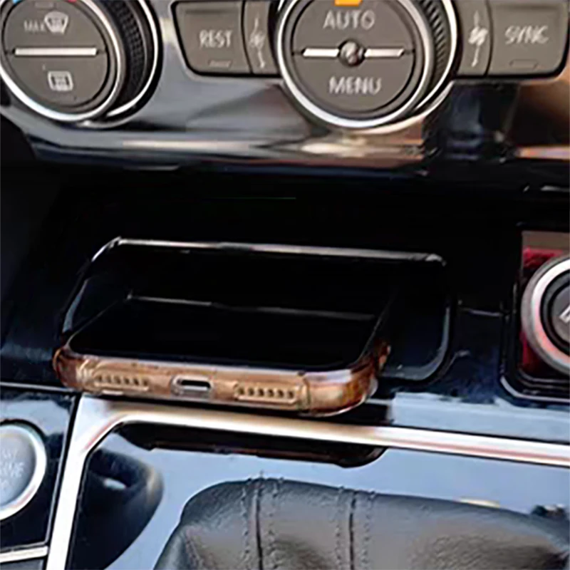 15W car wireless charger center console fast phone charger charging plate charging holder for VW Passat B8 CC Arteon
15W car wireless charger center console fast phone charger charging plate charging holder for VW Passat B8 CC Arteon