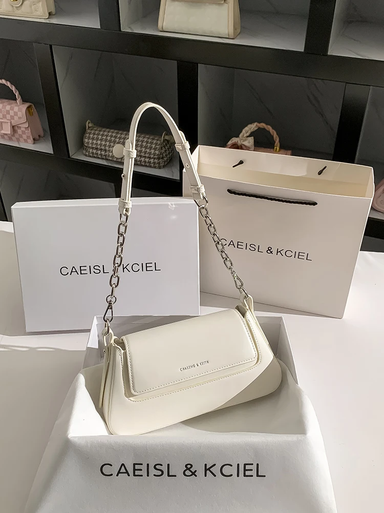 Stylish and Luxury Armpit Bag with Charming Decoration and Chain Women's Popular and Versatile Handbag for Dating and Party
Stylish and Luxury Armpit Bag with Charming Decoration and Chain Women's Popular and Versatile Handbag for Dating and Party