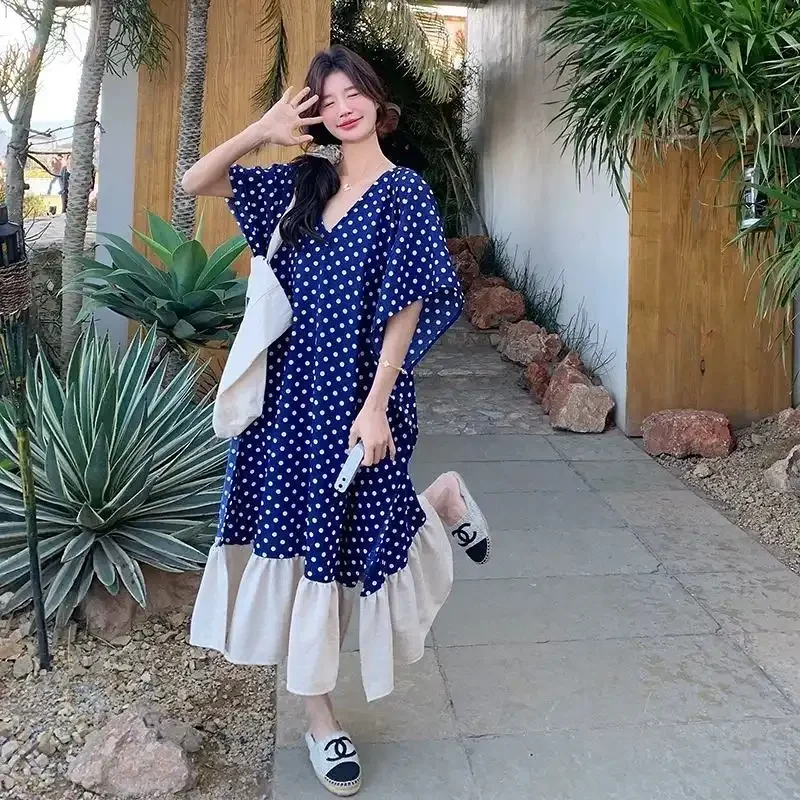 Beach Style Women's Loose Polka Dot Dress With V Neck Batwing Sleeves And Ruffled Hem Summer Casual A Line Midi Dress
Beach Style Women's Loose Polka Dot Dress With V Neck Batwing Sleeves And Ruffled Hem Summer Casual A Line Midi Dress