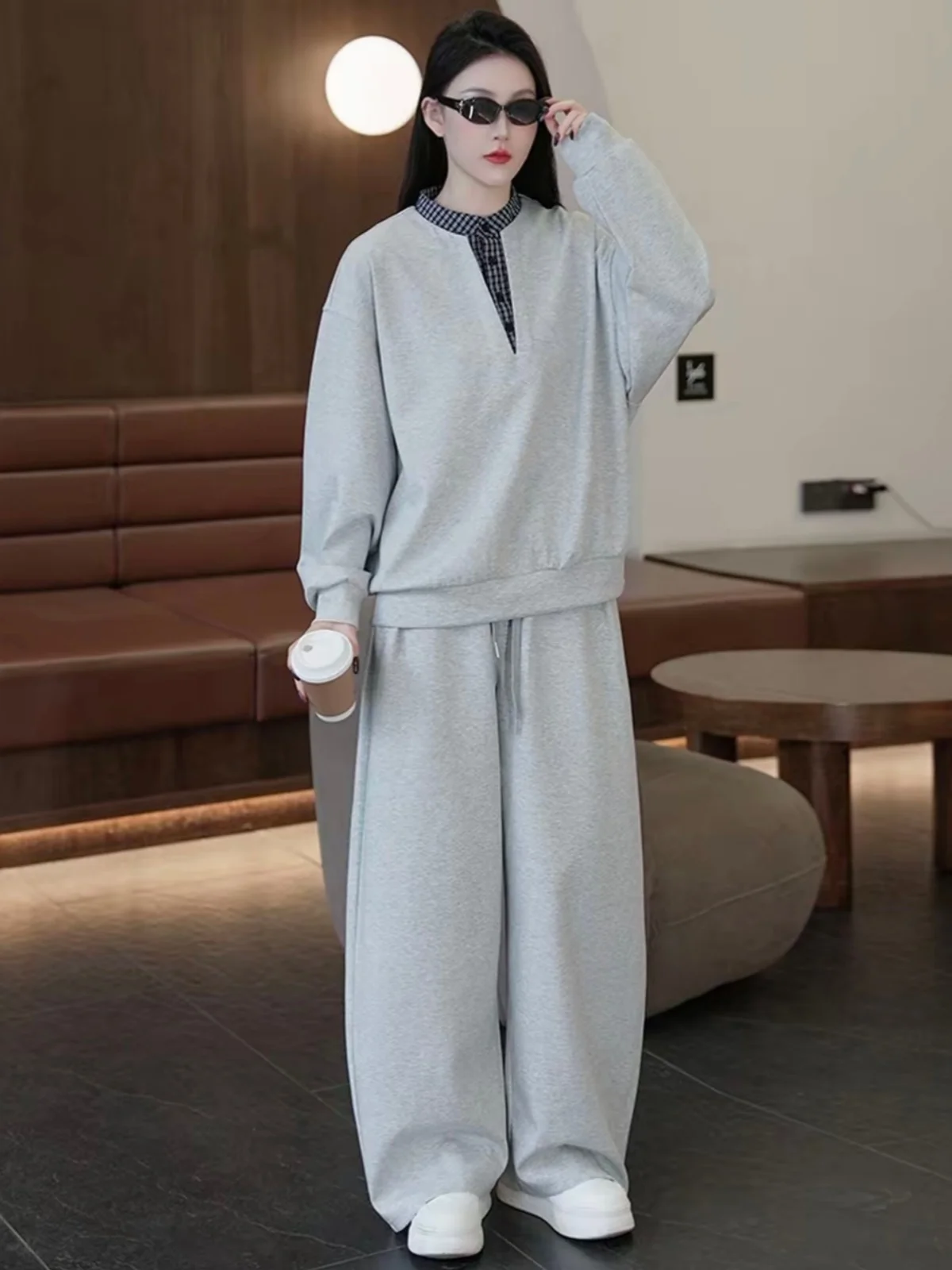 Spring American Retro Plaid Patchwork Casual Set Men's Women's round Neck Sweatshirt Long Pants Two-Piece Set Youth Cotton Blend
Spring American Retro Plaid Patchwork Casual Set Men's Women's round Neck Sweatshirt Long Pants Two-Piece Set Youth Cotton Blend