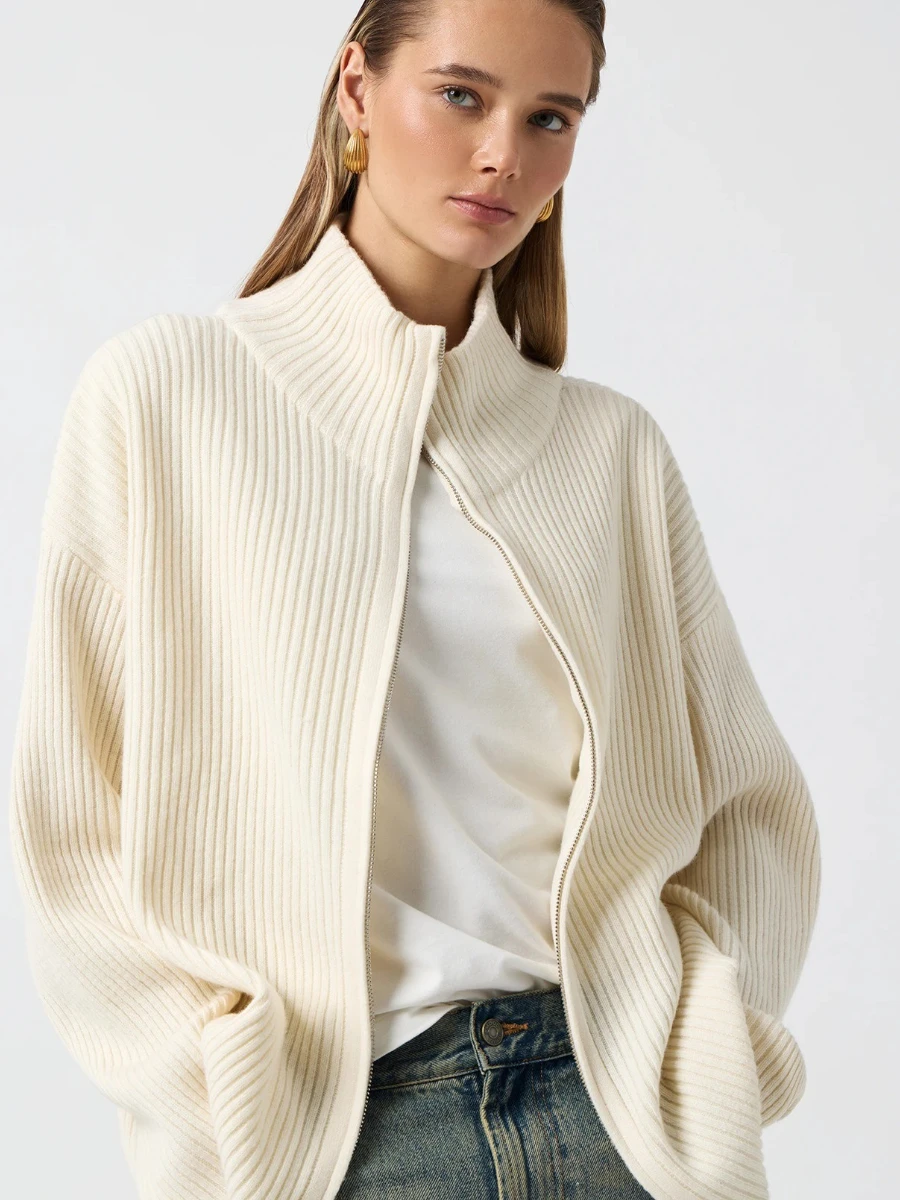 Blubelle Women's Mock Neck Zip Up Cardigan Sweater Ribbed Knit Drop Shoulder Oversized Fit Casual Autumn Winter Trendy Layer 
Blubelle Women's Mock Neck Zip Up Cardigan Sweater Ribbed Knit Drop Shoulder Oversized Fit Casual Autumn Winter Trendy Layer