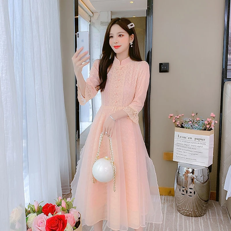 Spring lace dress women's spring dress 2022 new fashion temperament long skirt
Spring lace dress women's spring dress 2022 new fashion temperament long skirt