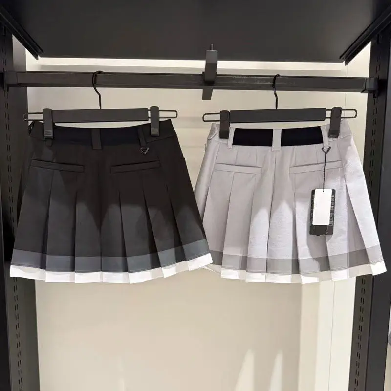 Custom Slim High Waist Golf Skirt Women 2026 Summer Pleated Sport Skort Anti-Exposure Outdoor Tennis Shorts Skirt with Pockets
Custom Slim High Waist Golf Skirt Women 2026 Summer Pleated Sport Skort Anti-Exposure Outdoor Tennis Shorts Skirt with Pockets
