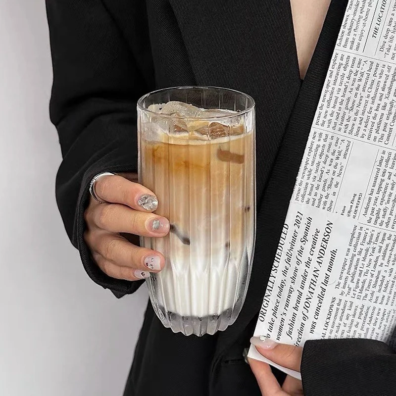2pcs Set 340ml Nordic Style Striped Cocktail Glass Large Capacity Iced Coffee Cup Restaurant Cafe Soda Water Glass Transparent
2pcs Set 340ml Nordic Style Striped Cocktail Glass Large Capacity Iced Coffee Cup Restaurant Cafe Soda Water Glass Transparent
