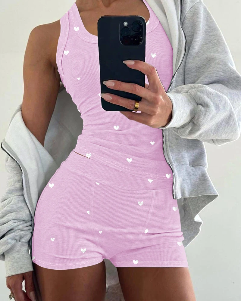 Women's Two-Piece Set Summer 2025 Pajamas Set Heart Pattern U Neck Sleeveless Tank and Casual Strechy Waist Shorts Set
Women's Two-Piece Set Summer 2025 Pajamas Set Heart Pattern U Neck Sleeveless Tank and Casual Strechy Waist Shorts Set