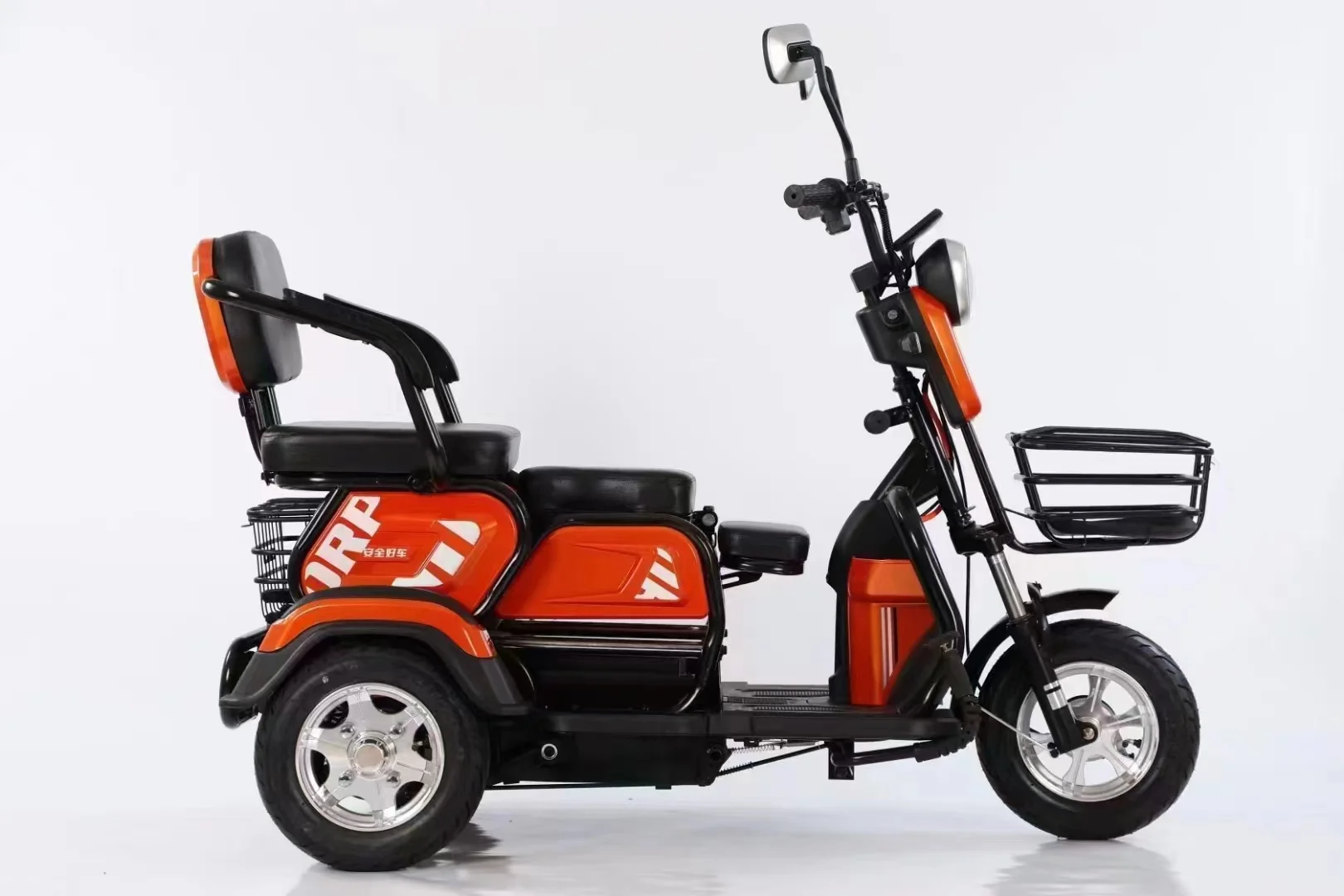 48V 60V Tricycle Adult Electric 3 Wheel Scooters Motorcycle 600w Electric Tricycle
48V 60V Tricycle Adult Electric 3 Wheel Scooters Motorcycle 600w Electric Tricycle