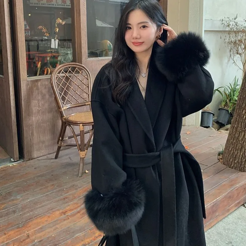 Black Temperament High-end Feel Women Coat Hairy Sleeve Design Woolen Coat Women's Autumn Winter New Style Loose Slimming Coat
Black Temperament High-end Feel Women Coat Hairy Sleeve Design Woolen Coat Women's Autumn Winter New Style Loose Slimming Coat