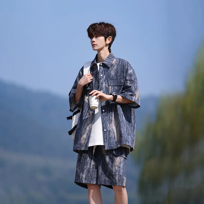 Shirts+Shorts 2026 Summer Men's Fashion Trend Loose Suit Men High-Quality Comfortable Breathable Casual Two-Piece Set men
Shirts+Shorts 2026 Summer Men's Fashion Trend Loose Suit Men High-Quality Comfortable Breathable Casual Two-Piece Set men