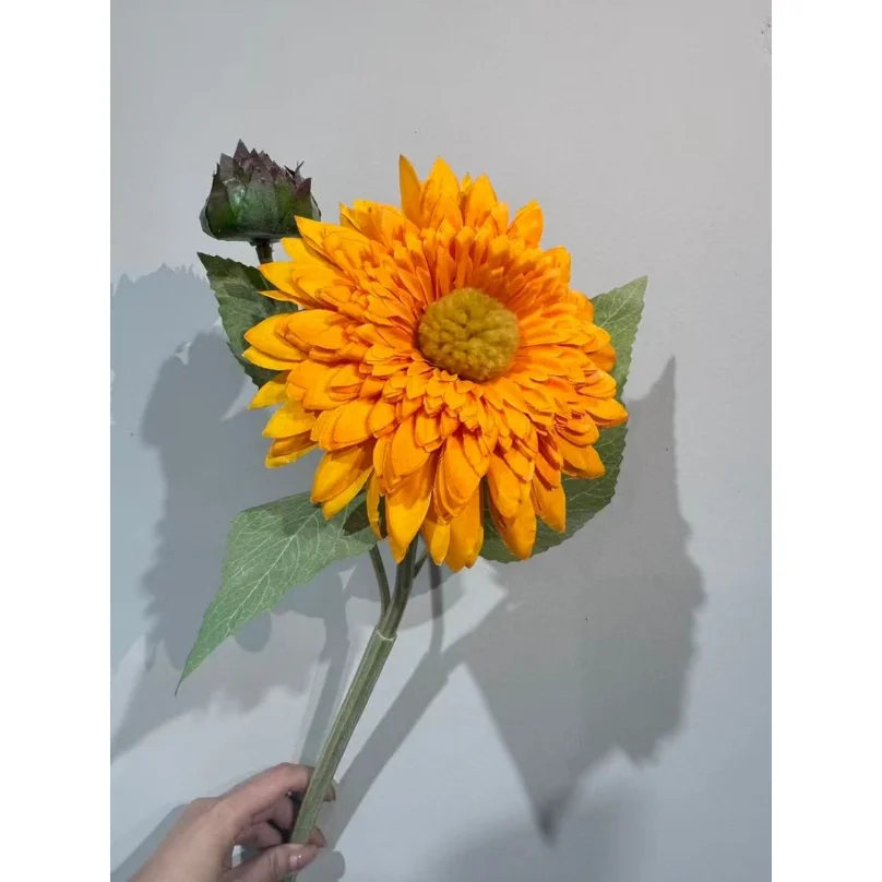 SunflowerArtificial Flowers Floral Wedding Party Festival Vase Home Decor Ornaments
SunflowerArtificial Flowers Floral Wedding Party Festival Vase Home Decor Ornaments