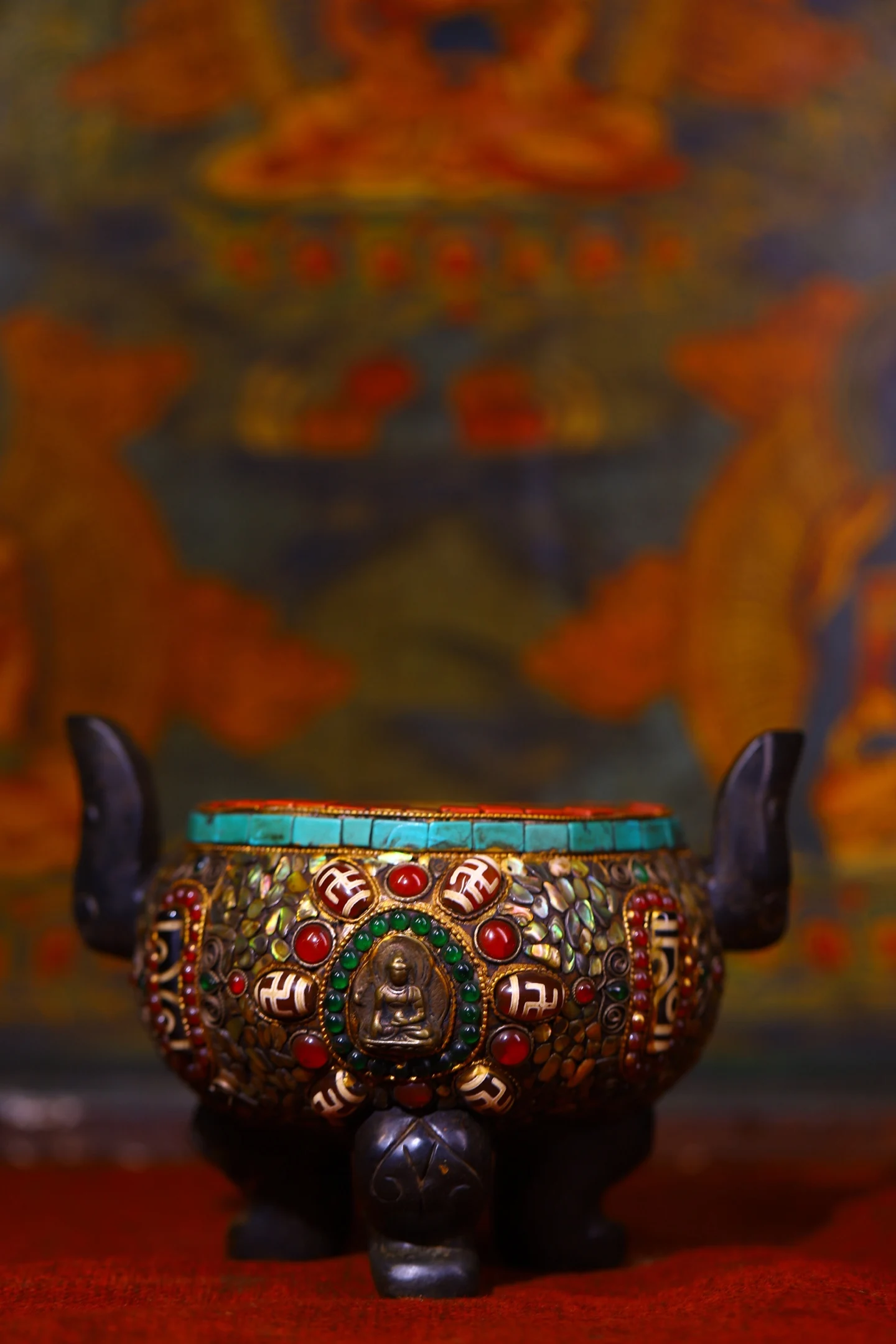 9"Tibetan Temple Collection Old Natural Meteorite Mosaic Gem gZi Beads Shell Turquoise Shakyamuni Pattern Luding Incense Burner
9"Tibetan Temple Collection Old Natural Meteorite Mosaic Gem gZi Beads Shell Turquoise Shakyamuni Pattern Luding Incense Burner