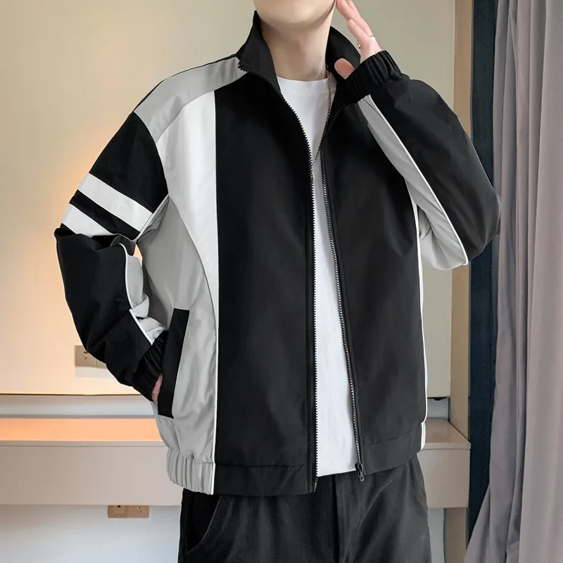 Trendy Brand Color Blocking Splicing Sports Jackets Men Korean Versatile Loose Standing Collar Coats Outdoor Windproof Jacket
Trendy Brand Color Blocking Splicing Sports Jackets Men Korean Versatile Loose Standing Collar Coats Outdoor Windproof Jacket