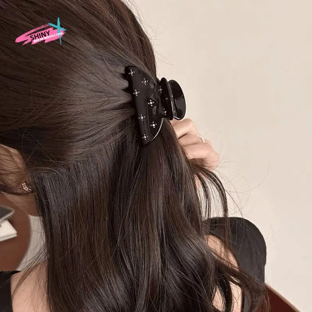 Rhinestone Transparent Acetate Hair Claw Hair Clip Butterfly Acetic Acid Shark Clip Headwear Hairpin Rhinestone Hair Claw
Rhinestone Transparent Acetate Hair Claw Hair Clip Butterfly Acetic Acid Shark Clip Headwear Hairpin Rhinestone Hair Claw