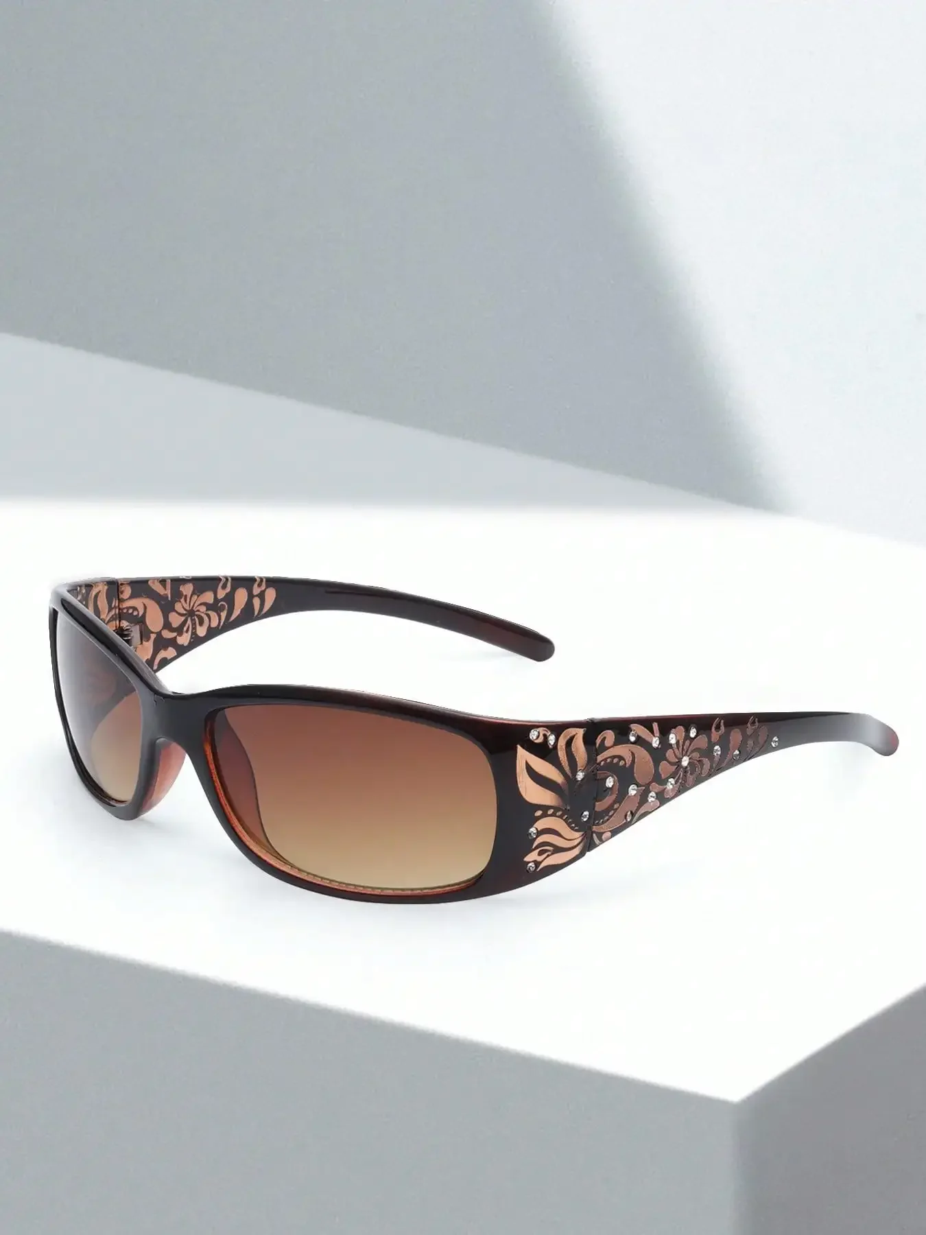 2pcs Y2K Women's Floral Embossed Mini Square Frame Fashion Glasses, Suitable For Daily And Party Use
2pcs Y2K Women's Floral Embossed Mini Square Frame Fashion Glasses, Suitable For Daily And Party Use