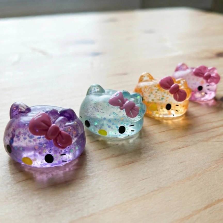 Hello Kitty Blind Box Squishy Toy Glitter Slow Rebound Stress Relief Cat Head Squeeze Ball Desk Decor Adult Gift Blind Boxes
Hello Kitty Blind Box Squishy Toy Glitter Slow Rebound Stress Relief Cat Head Squeeze Ball Desk Decor Adult Gift Blind Boxes