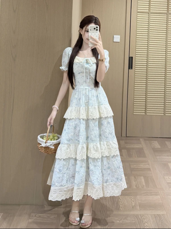 Sweet Floral Print Maxi Dress with Puffy Sleeves Slimming Waist Design Korean Style Commute Cake Skirt Long Summer Dress
Sweet Floral Print Maxi Dress with Puffy Sleeves Slimming Waist Design Korean Style Commute Cake Skirt Long Summer Dress