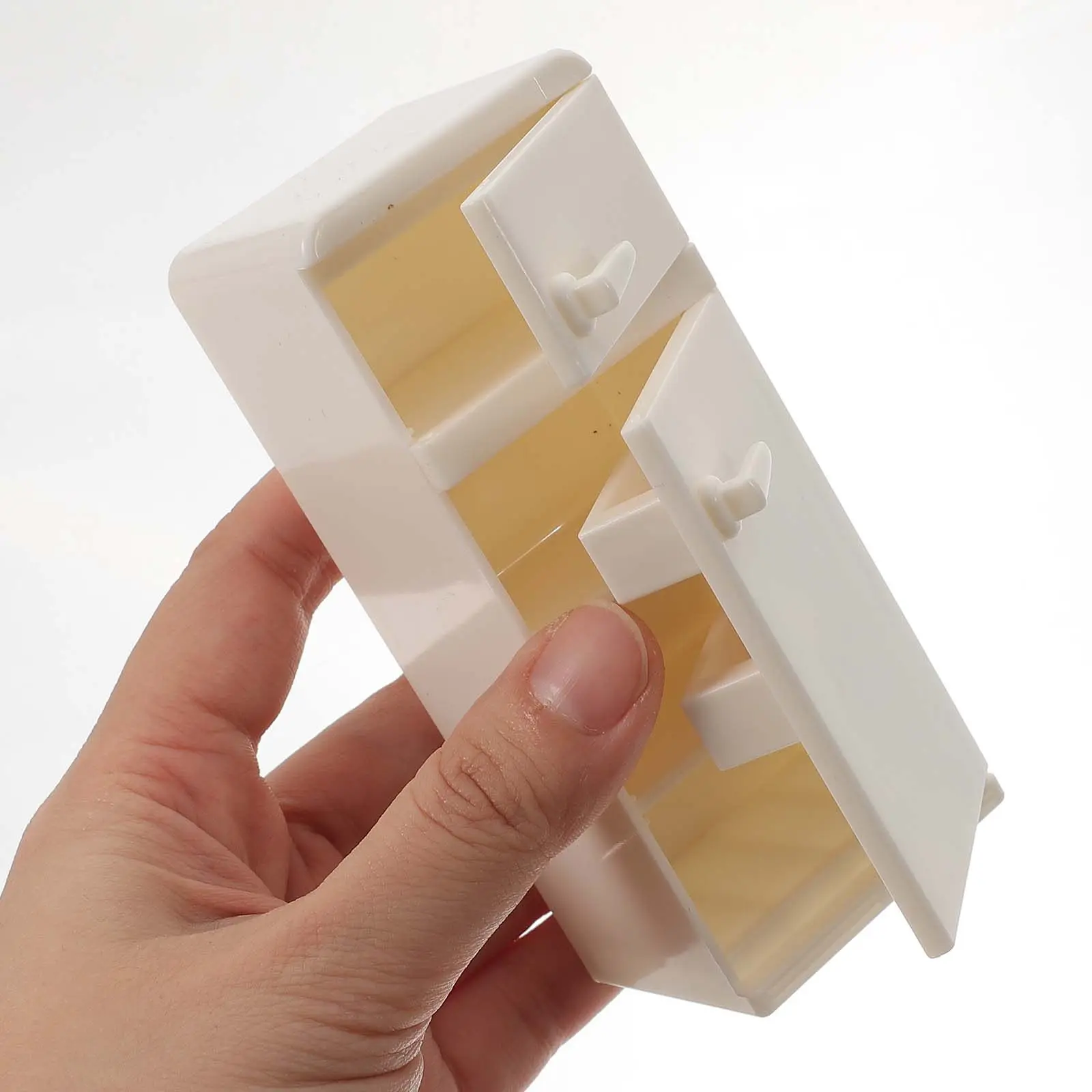 Miniature Fridge Adorable Mini House Furniture for Miniature Kitchen Scene Craft Accessories and Pretend Play Furniture
Miniature Fridge Adorable Mini House Furniture for Miniature Kitchen Scene Craft Accessories and Pretend Play Furniture