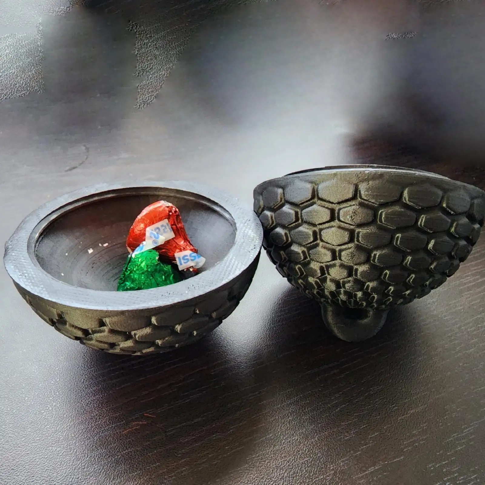 Christmas Balls Ornaments Candy Fillable Ball Decor 3D Printing Baubles Ornaments For Home Winter Party Indoor Office Holiday
Christmas Balls Ornaments Candy Fillable Ball Decor 3D Printing Baubles Ornaments For Home Winter Party Indoor Office Holiday