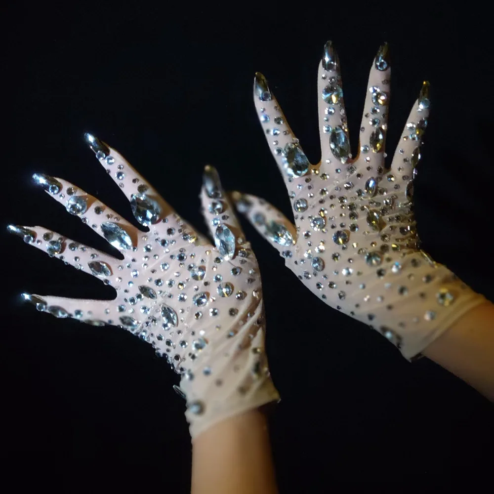 Ultra-thin mesh sexy rhinestone long gloves nightclub performance dance accessories are on sale
Ultra-thin mesh sexy rhinestone long gloves nightclub performance dance accessories are on sale