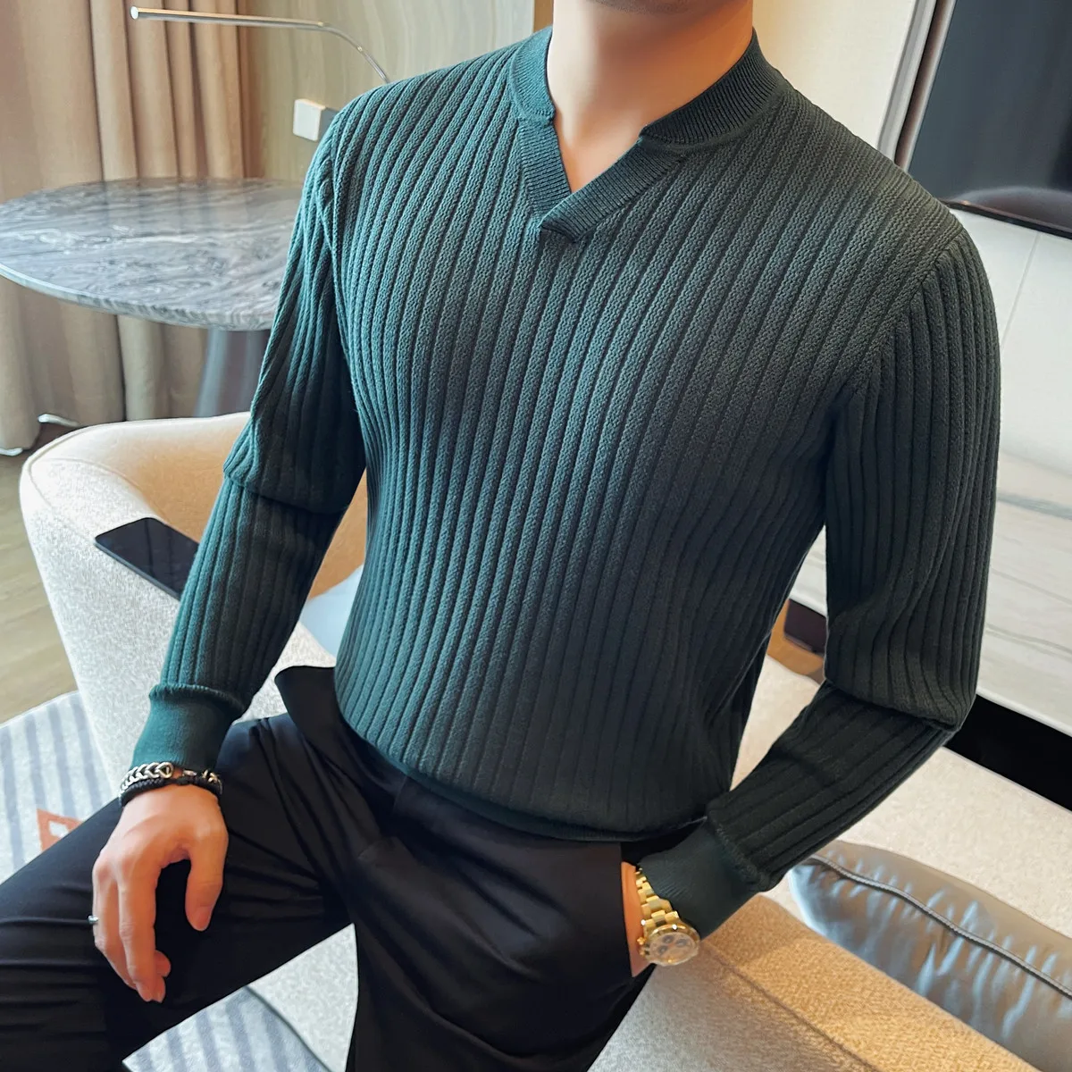 Зимний свитер для мужчин, модные толстые эластичные мужские повседневные свитера с v-образным вырезом, облегающие трикотажные пуловеры с длинными рукавами, черный/белый
Зимний свитер для мужчин, модные толстые эластичные мужские повседневные свитера с v-образным вырезом, облегающие трикотажные пуловеры с длинными рукавами, черный/белый