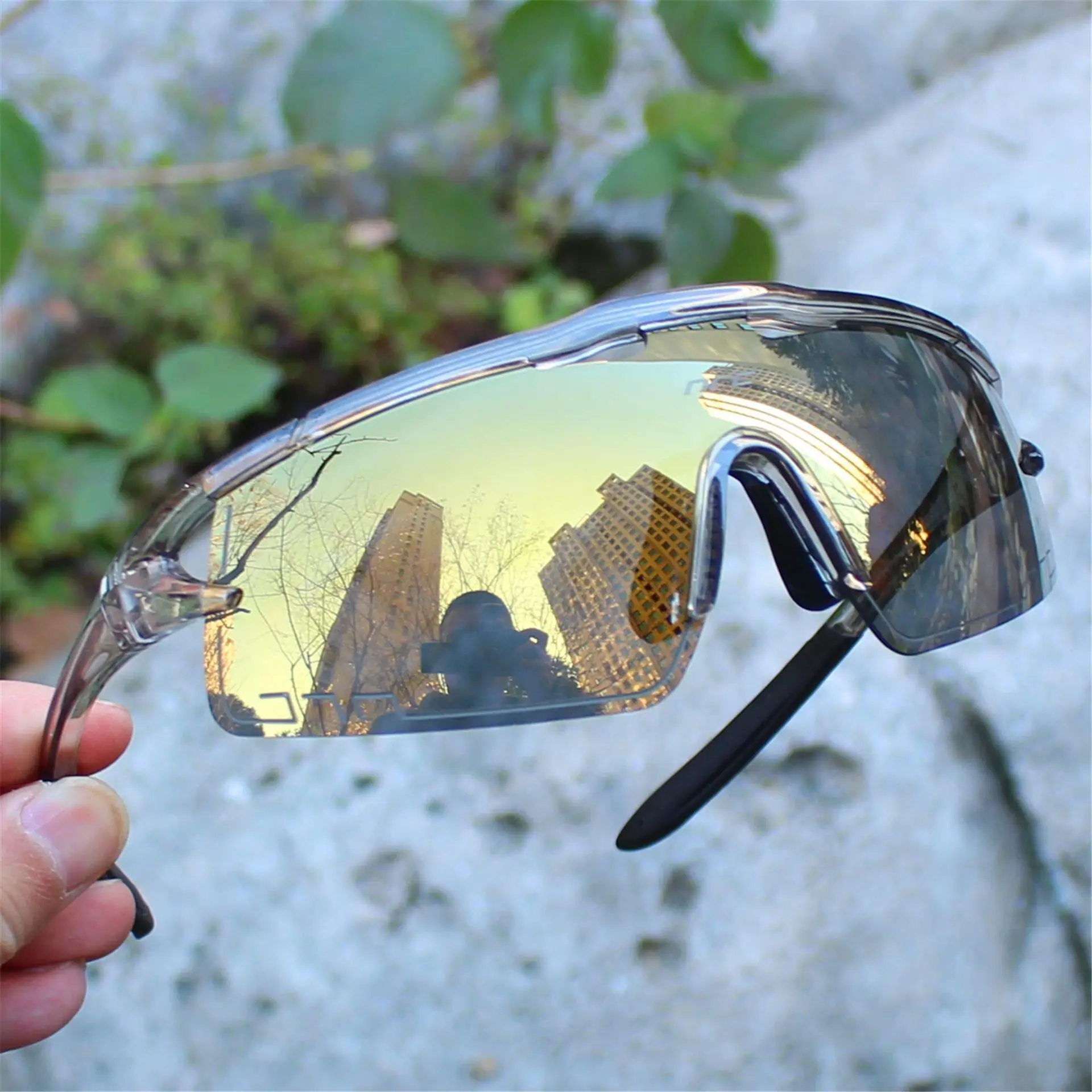 NRC LEGGERIO Photochromic Cycling Outdoor Sports Sun Glasses for Mountaineering Marathon Running Fishing Men Women Eyewear
NRC LEGGERIO Photochromic Cycling Outdoor Sports Sun Glasses for Mountaineering Marathon Running Fishing Men Women Eyewear