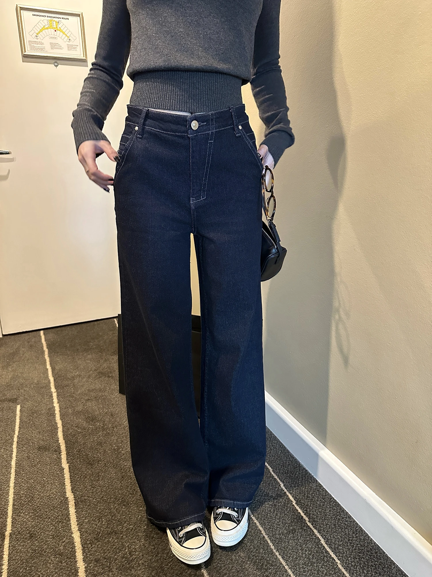 Original Cotton High Waist Loose Leg Women's Jeans Casual Straight Leg Pants Autumn Winter Faion Baby Hip Hop
Original Cotton High Waist Loose Leg Women's Jeans Casual Straight Leg Pants Autumn Winter Faion Baby Hip Hop