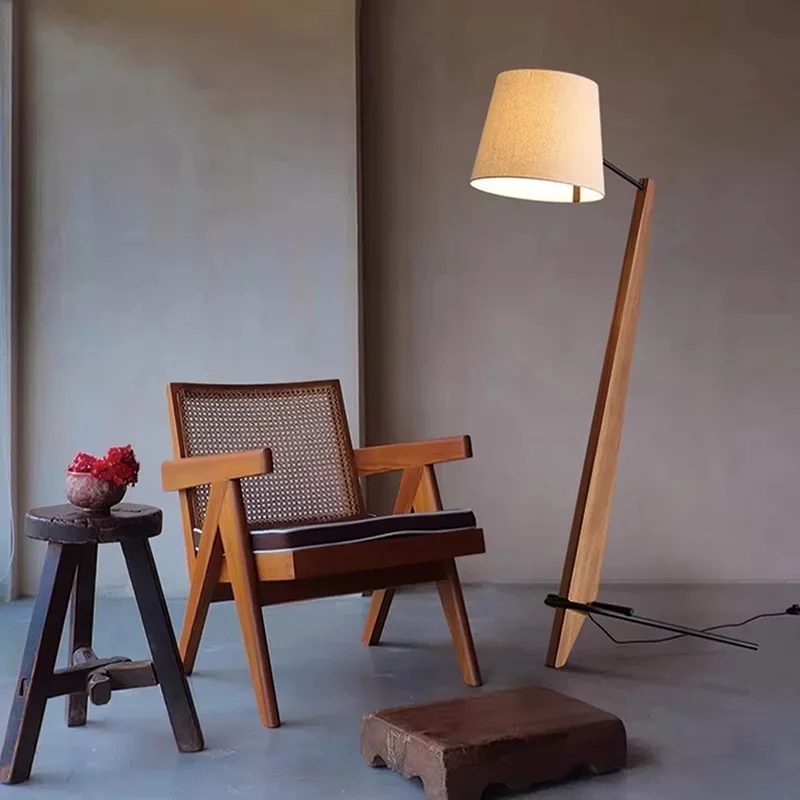 Retro floor lamp, retro living room bedroom Nordic minimalist art senior sofa designer solid wood lamp antique
Retro floor lamp, retro living room bedroom Nordic minimalist art senior sofa designer solid wood lamp antique