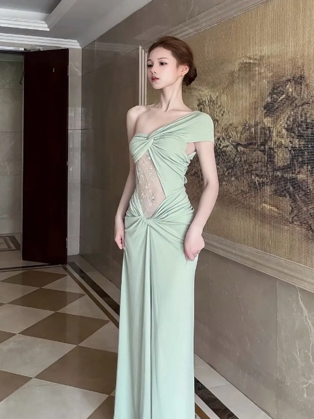 Sexy Lace Hollow out Design Shoulder Bridesmaid Dress Slimming Long Skirt Spring Summer Fashion High Waist Pure Desire Style
Sexy Lace Hollow out Design Shoulder Bridesmaid Dress Slimming Long Skirt Spring Summer Fashion High Waist Pure Desire Style