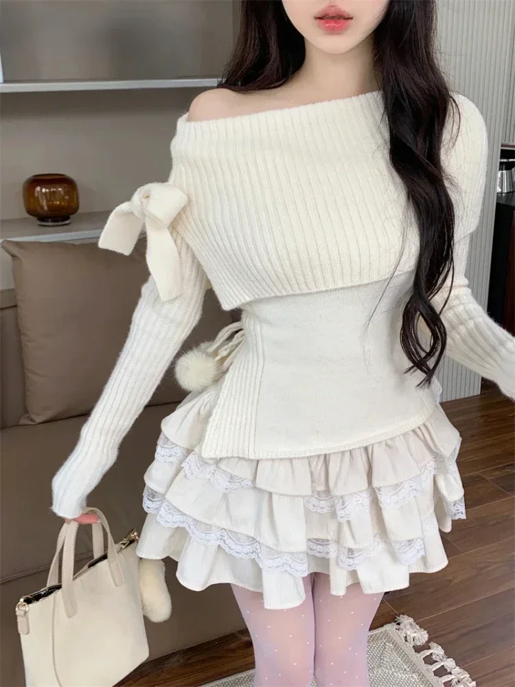 Korean Version of Fashion Casual Suit Women 2024 Winter Off-the-shoulder Bow Knit Top Mini Cake Skirt
Korean Version of Fashion Casual Suit Women 2024 Winter Off-the-shoulder Bow Knit Top Mini Cake Skirt